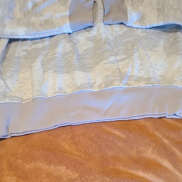 Just Be Heathered Gray Hoodie - Picture 5 of 7